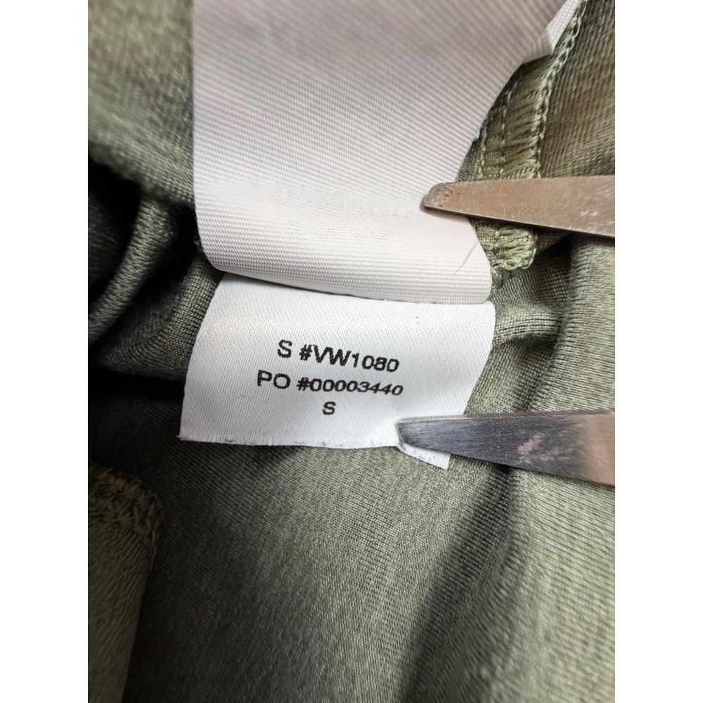 Vuori Daily Crop Top Oregano Heather Green Square Neck Activewear VW1080 Small - Picture 3 of 7